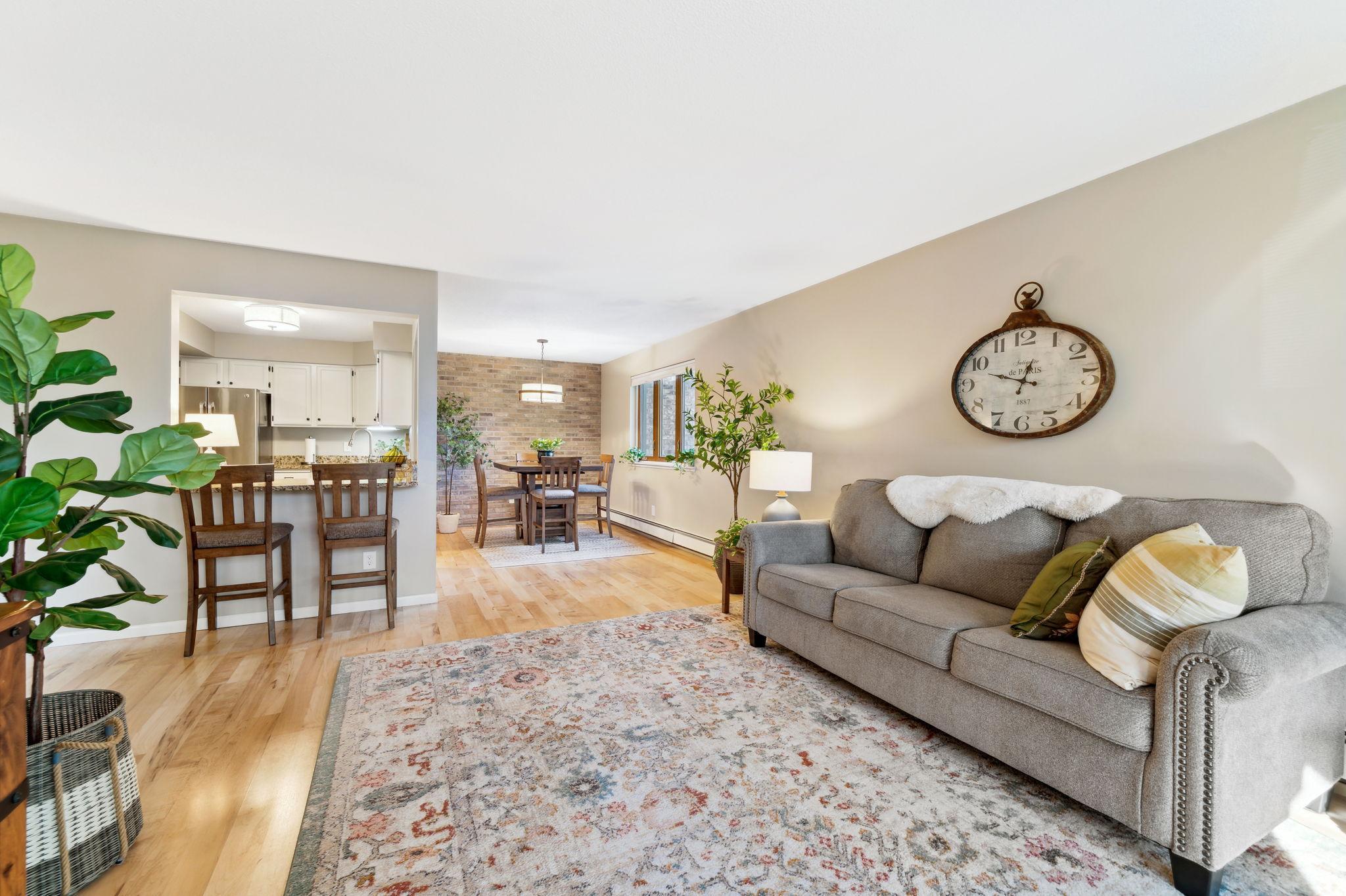 1034 Cleveland Avenue S Unit: 107