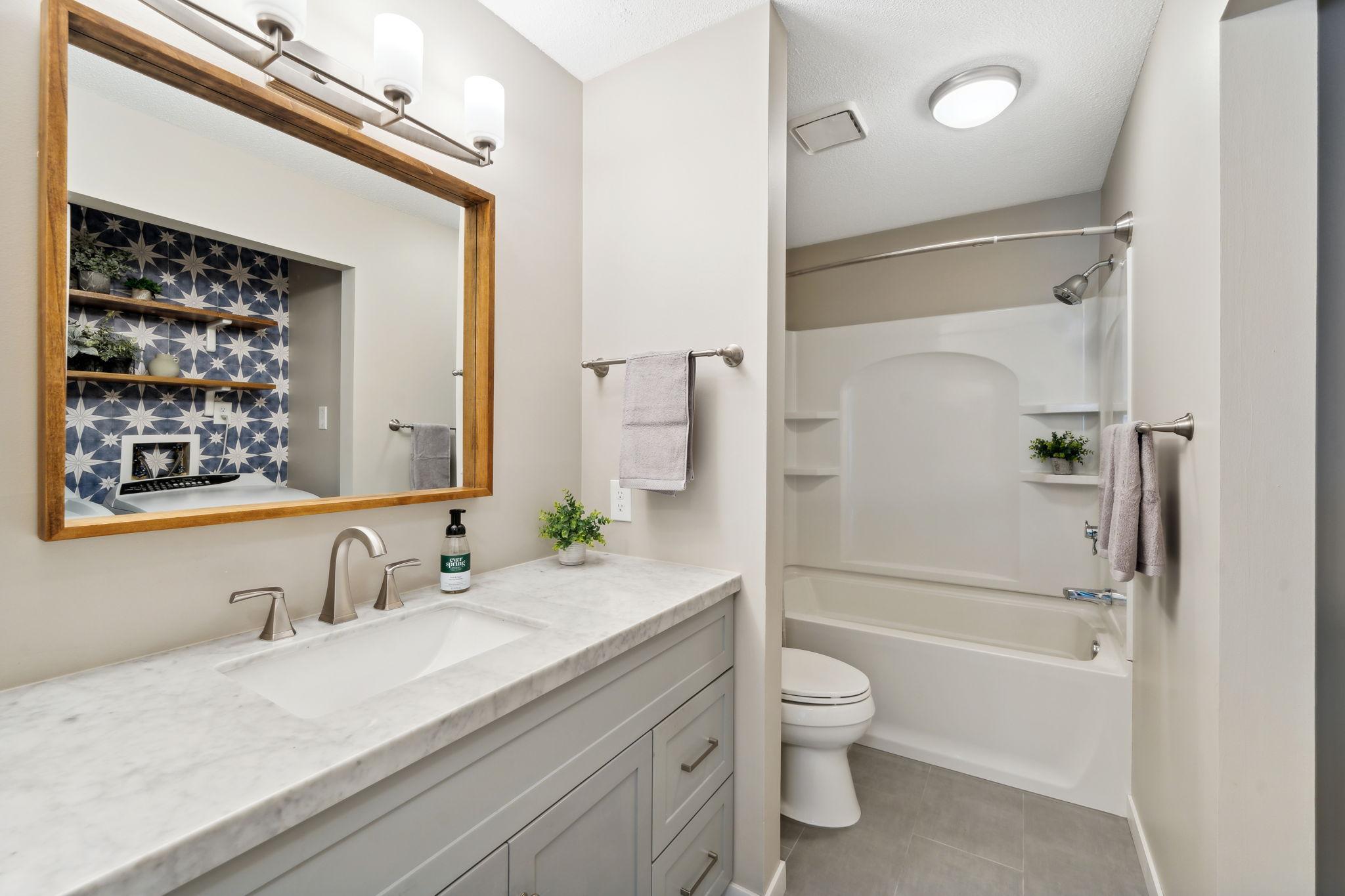 1034 Cleveland Avenue S Unit: 107