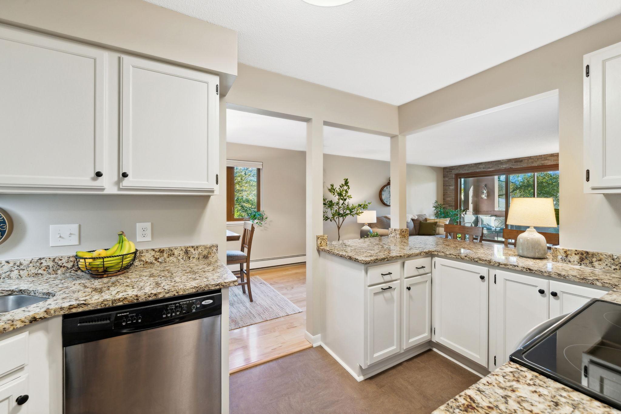 1034 Cleveland Avenue S Unit: 107