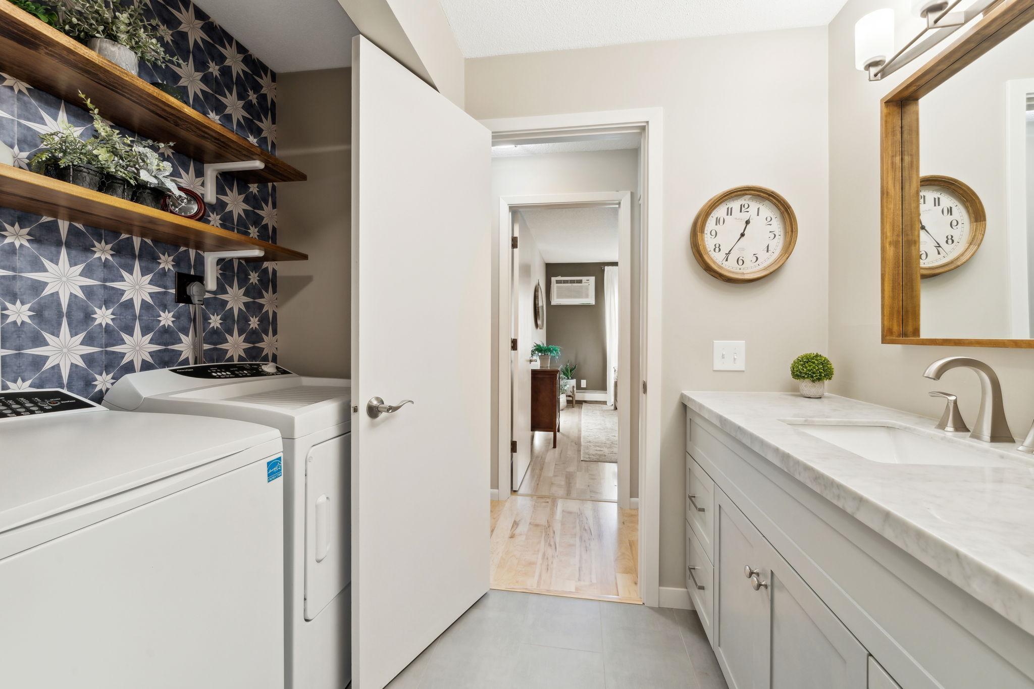 1034 Cleveland Avenue S Unit: 107