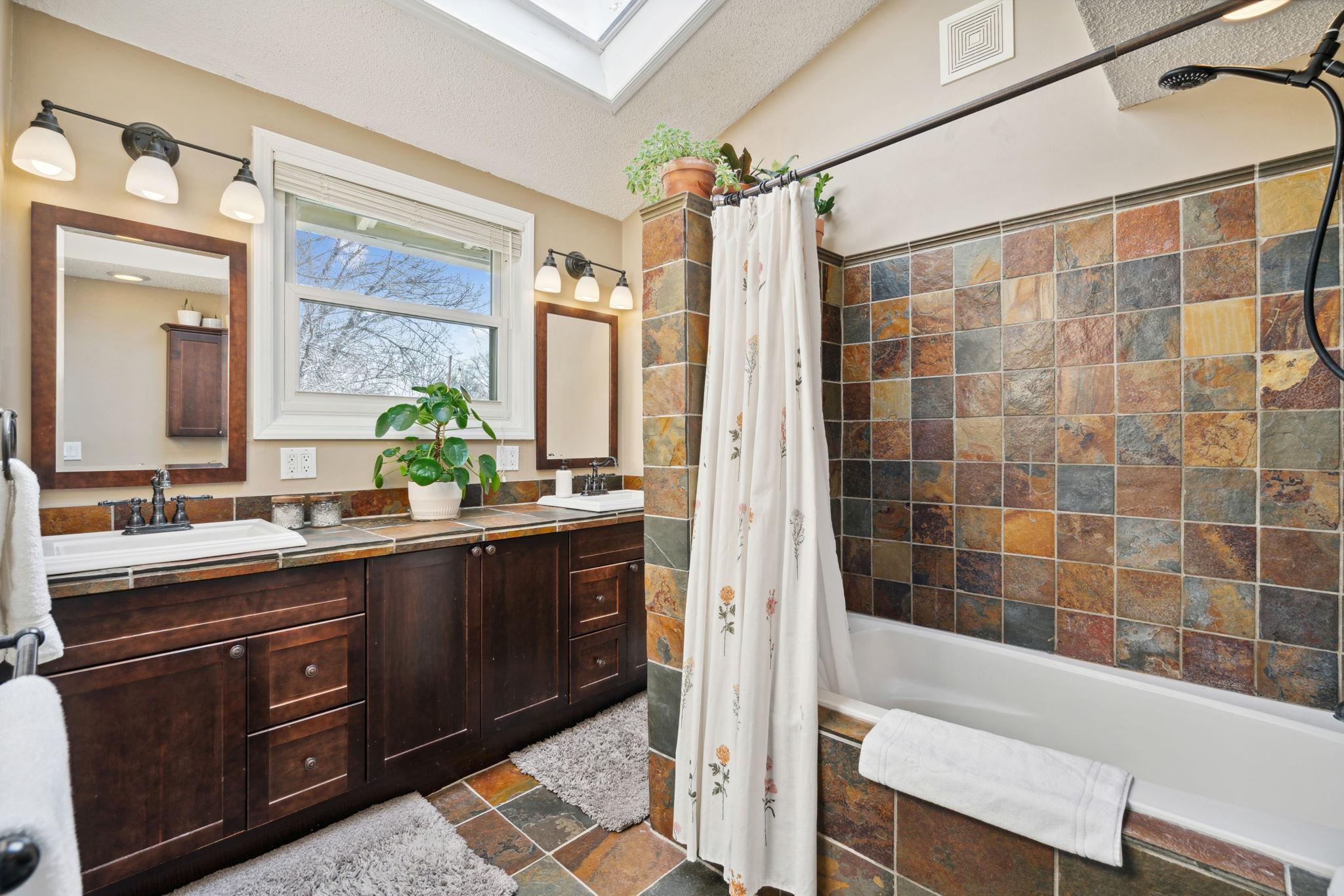 2659 Cleveland Street NE