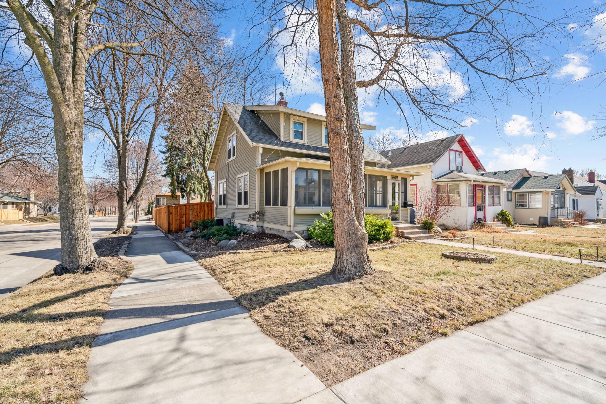 2659 Cleveland Street NE