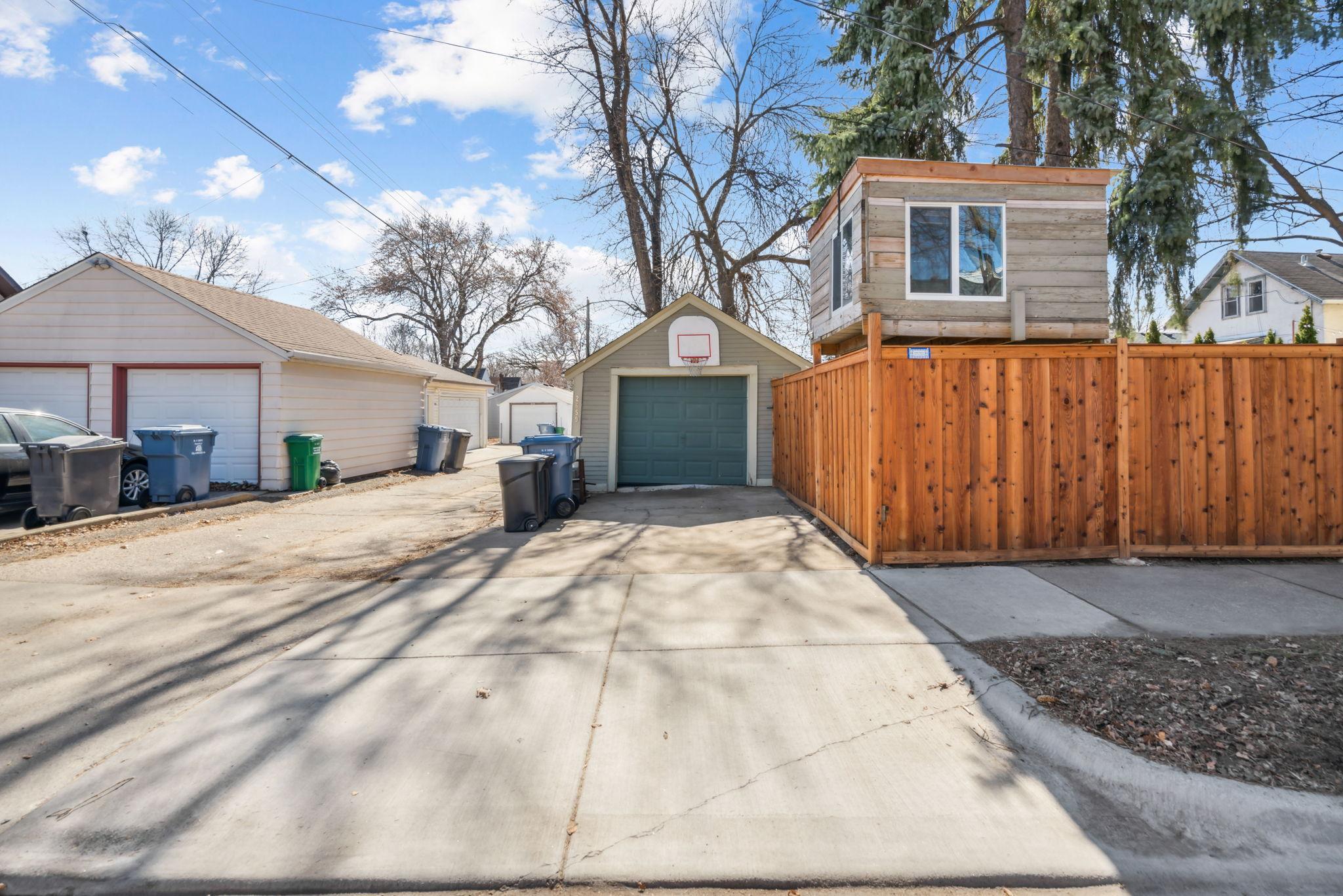 2659 Cleveland Street NE