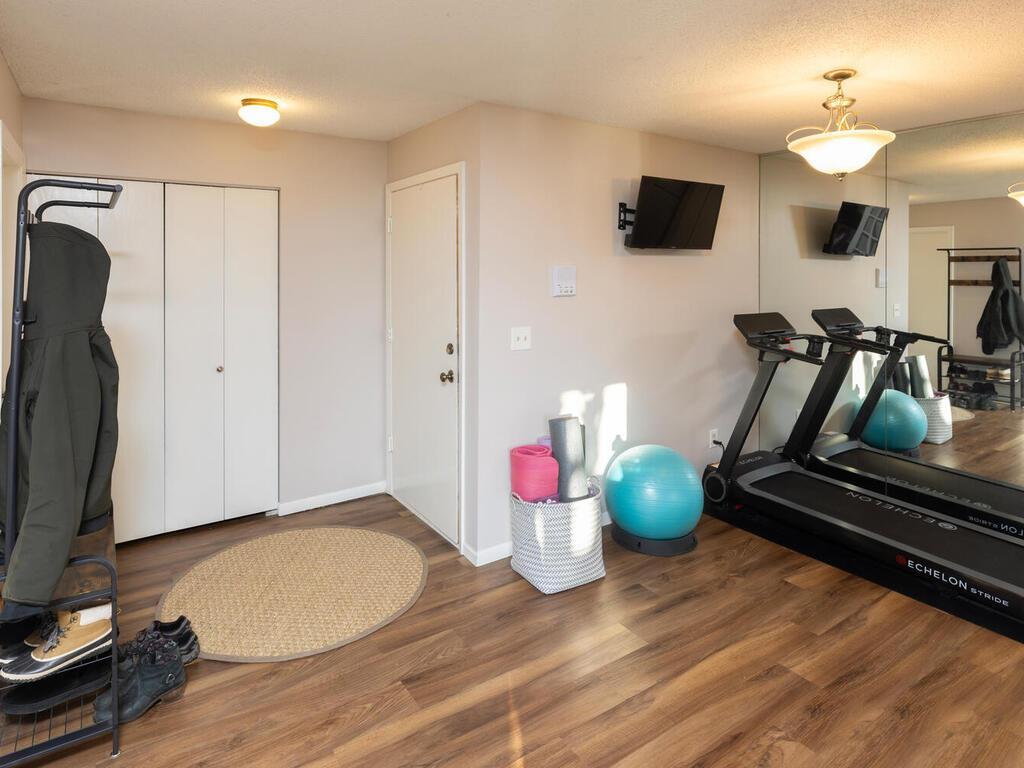 4236 Magnolia Lane N