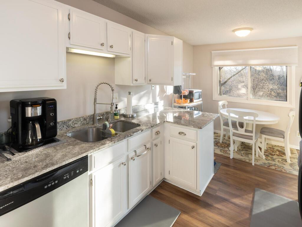 4236 Magnolia Lane N