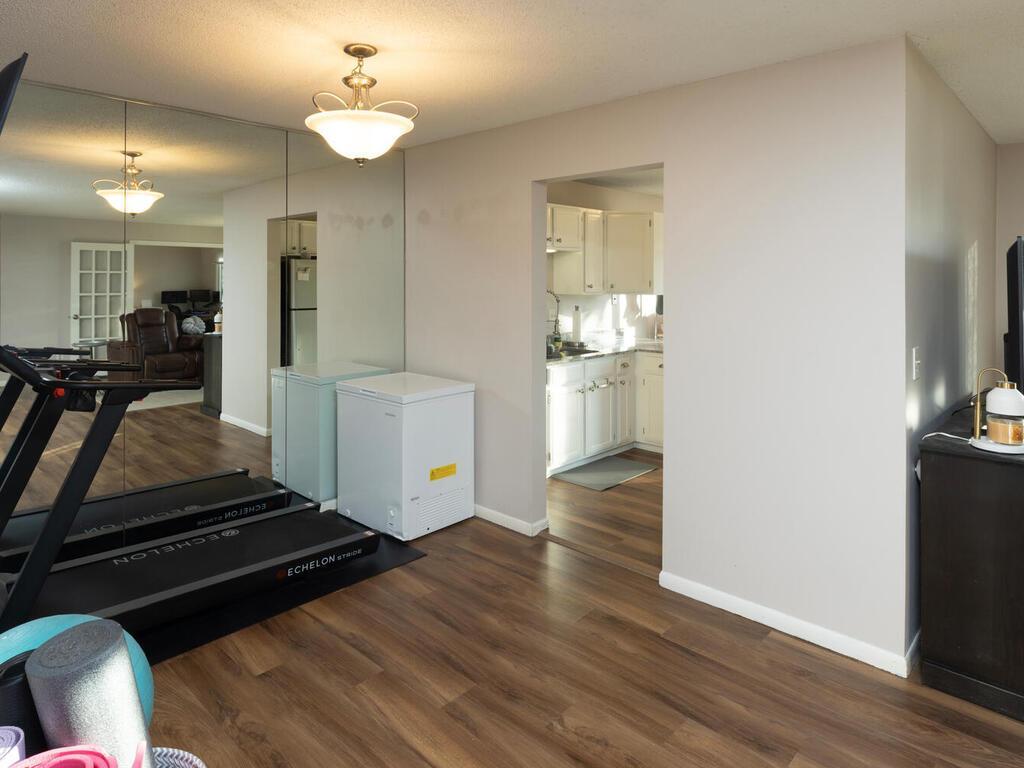 4236 Magnolia Lane N