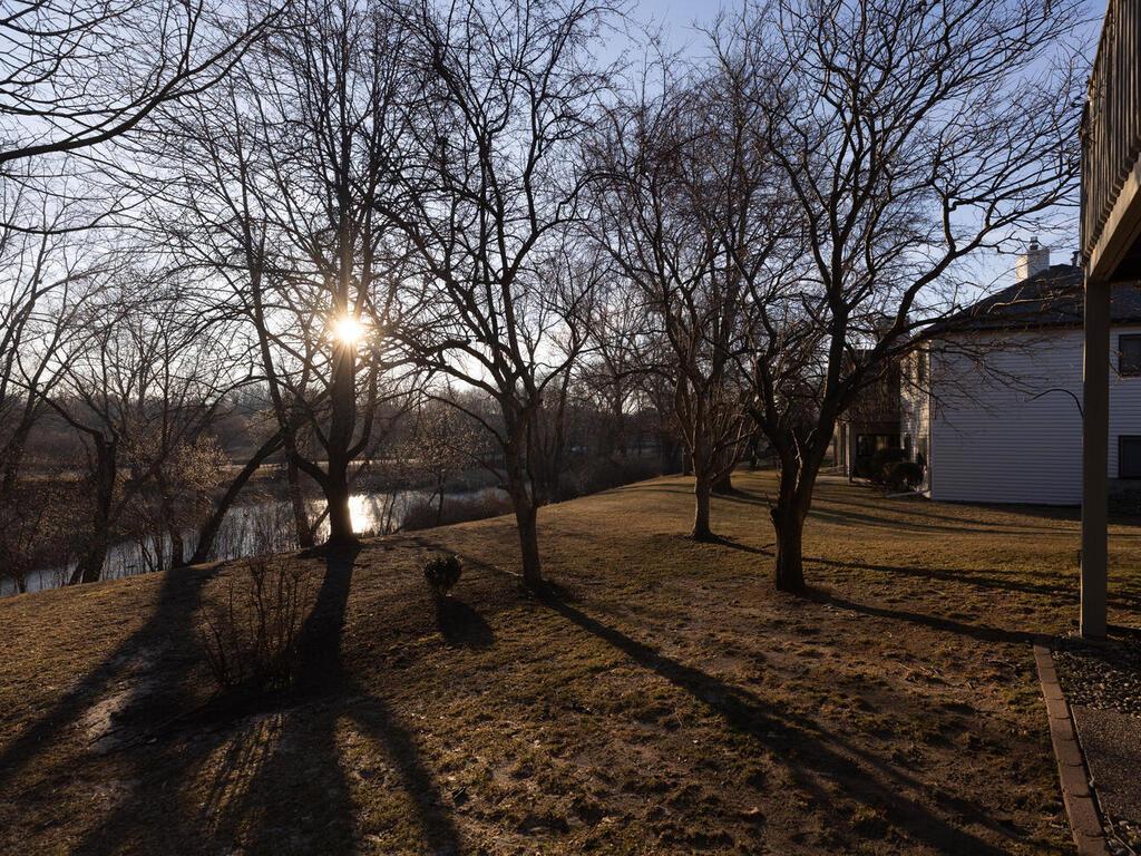 4236 Magnolia Lane N