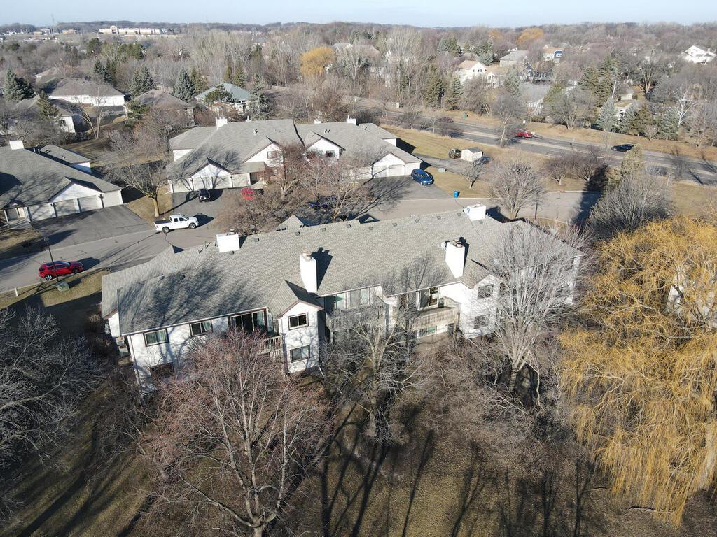 4236 Magnolia Lane N