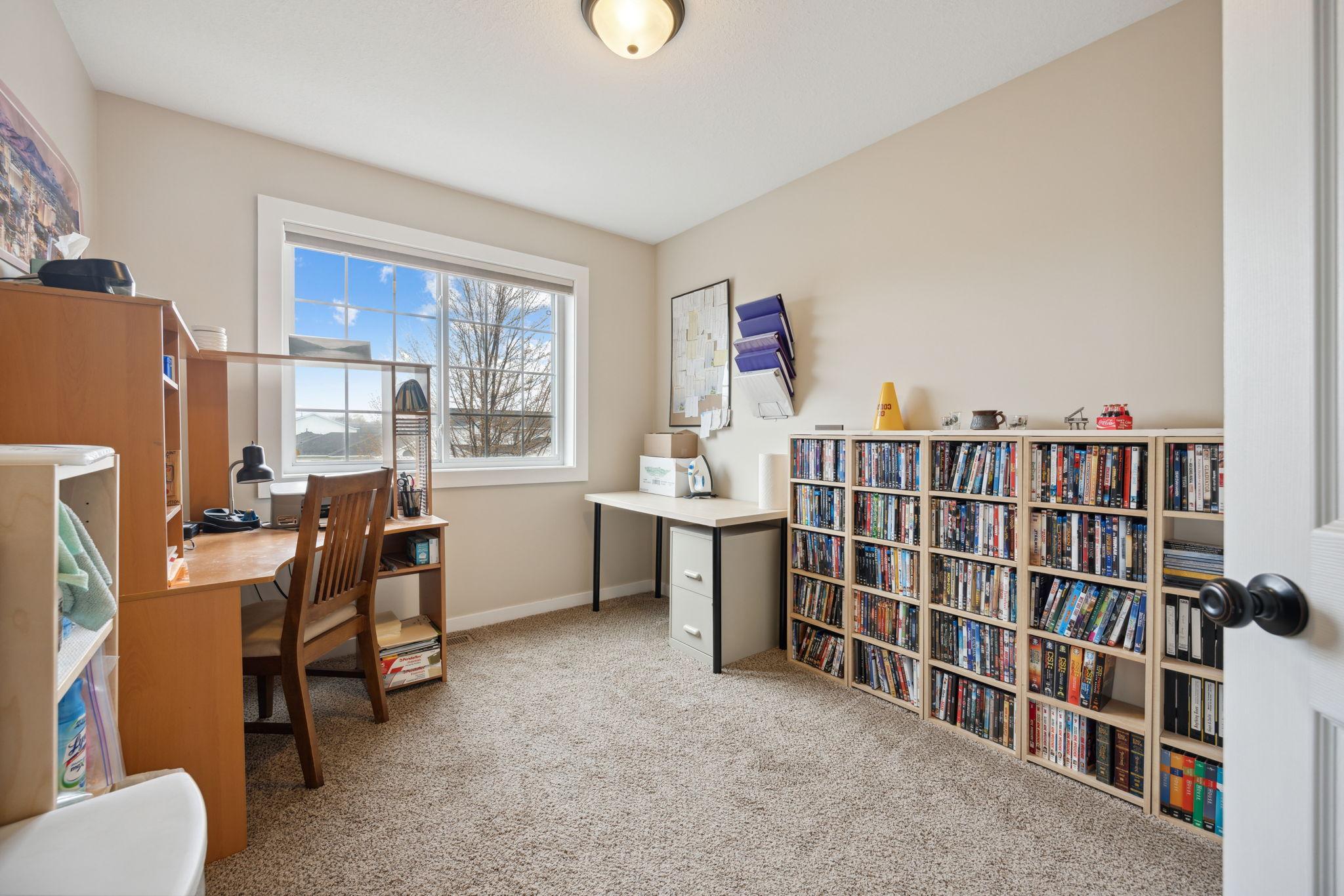 1404 Baldwin Avenue N