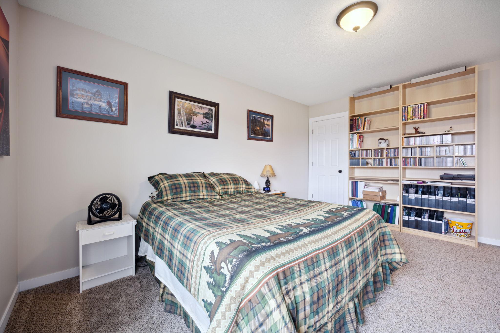 1404 Baldwin Avenue N