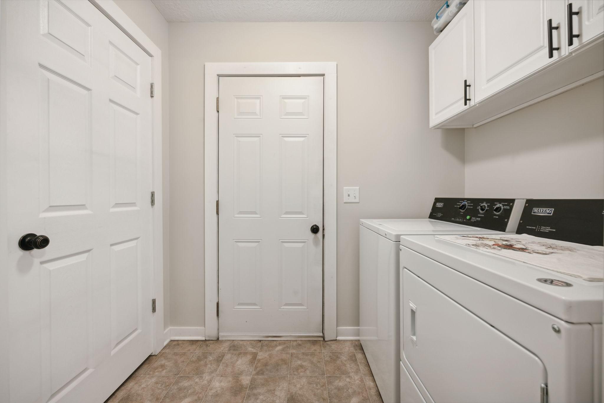 1404 Baldwin Avenue N