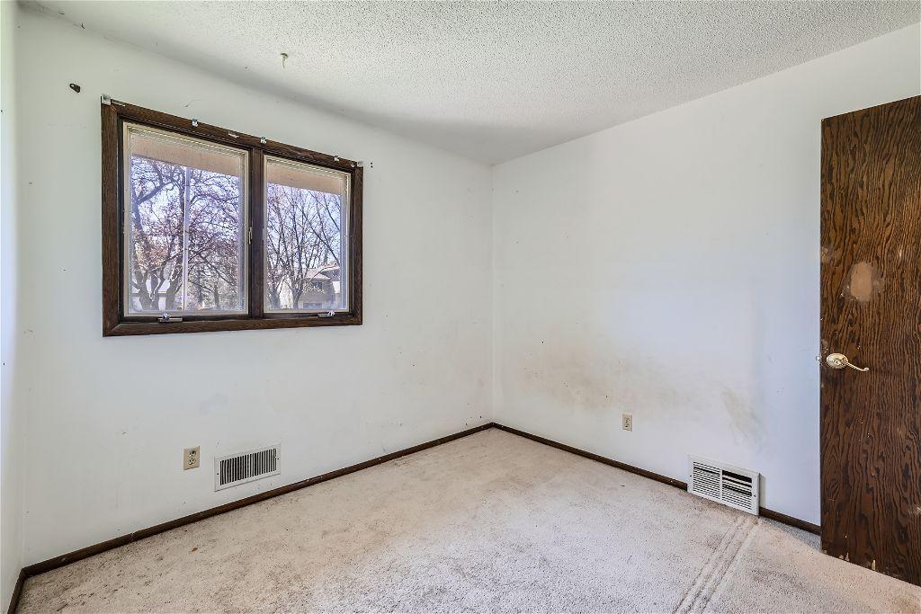 2859 135th Avenue NW