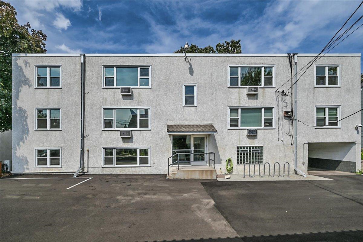 401 Ridgewood Avenue Unit: 102