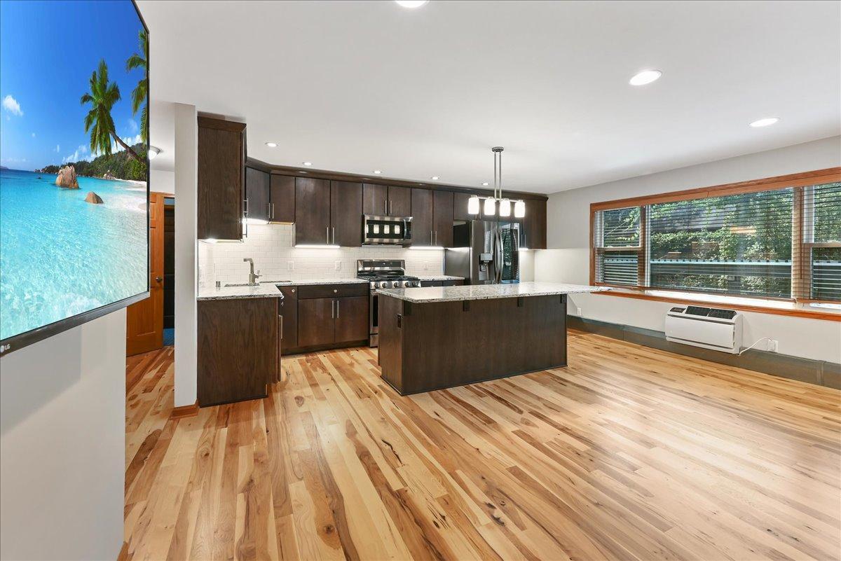 401 Ridgewood Avenue Unit: 102