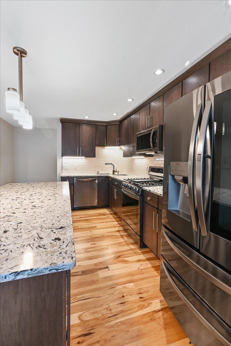 401 Ridgewood Avenue Unit: 102