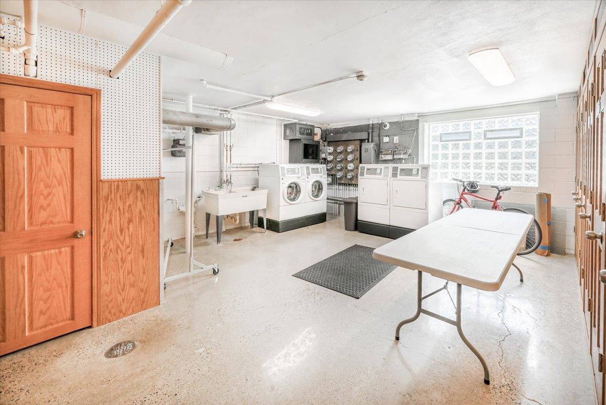 401 Ridgewood Avenue Unit: 102