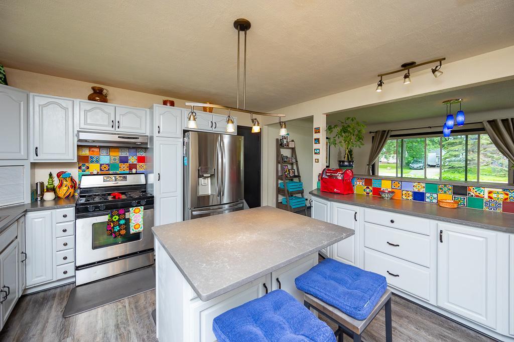 1585 Old Hudson Road