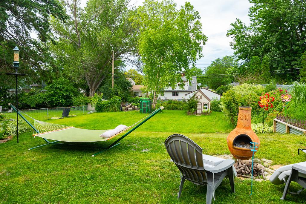 1585 Old Hudson Road