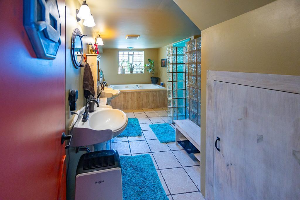 1585 Old Hudson Road