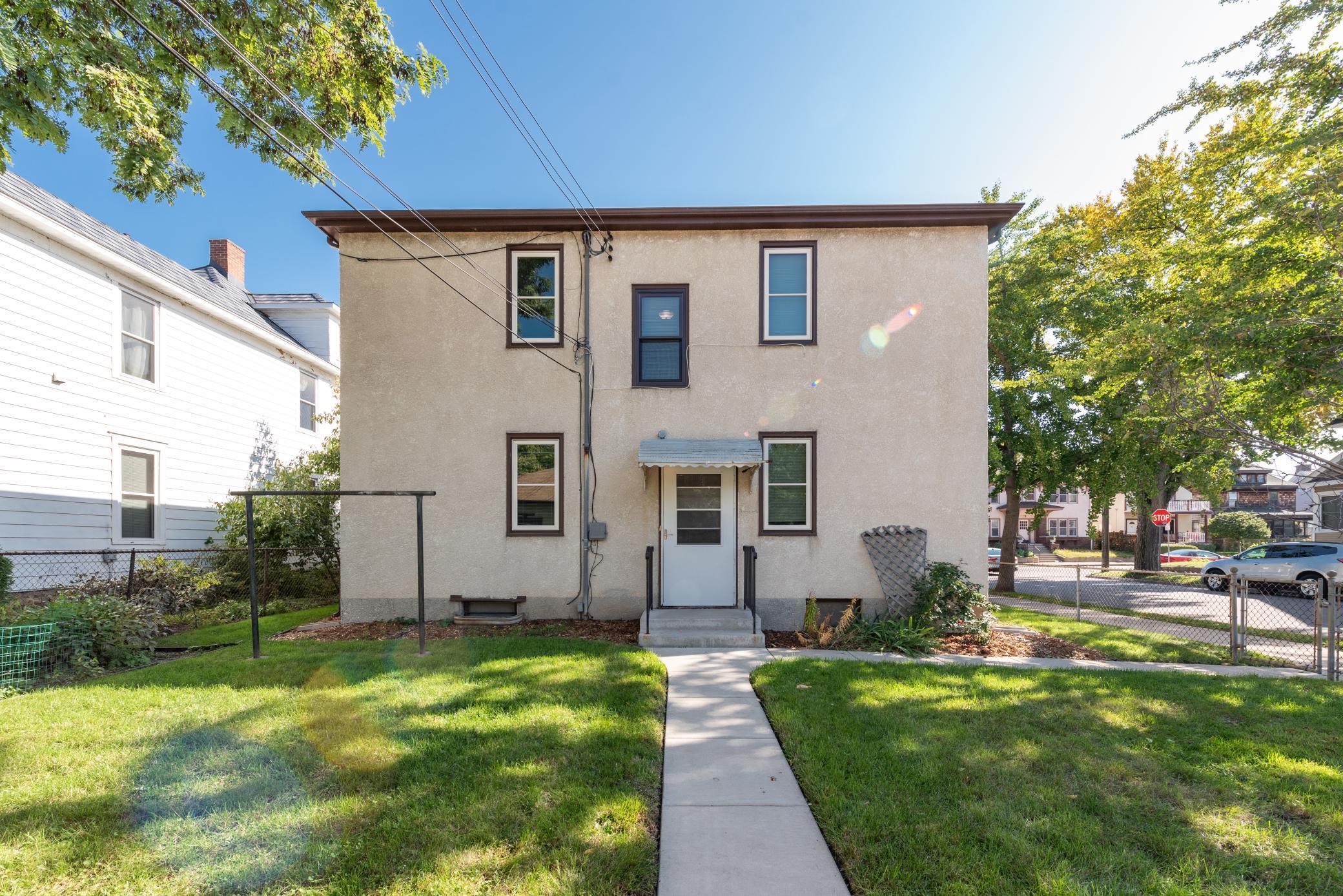 3252 Grand Avenue S Unit: 3