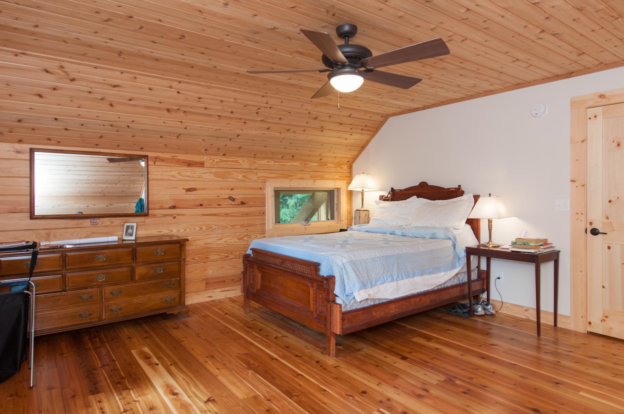 5840 Christmas Lake Road