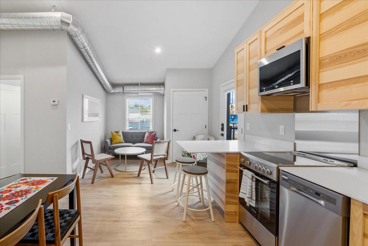106 Douglas Street Unit: A