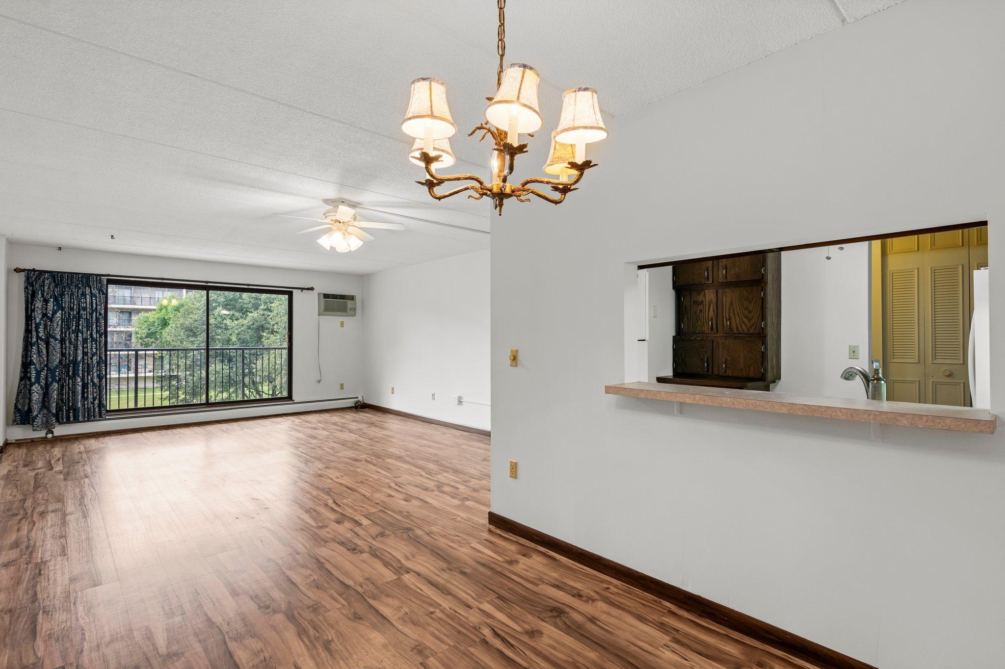 10501 Cedar Lake Road Unit: 312