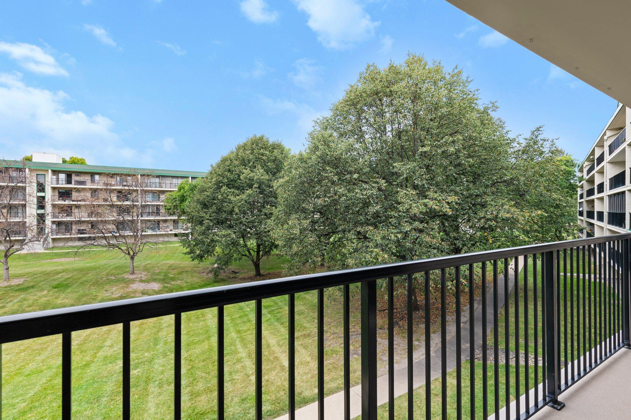 10501 Cedar Lake Road Unit: 312