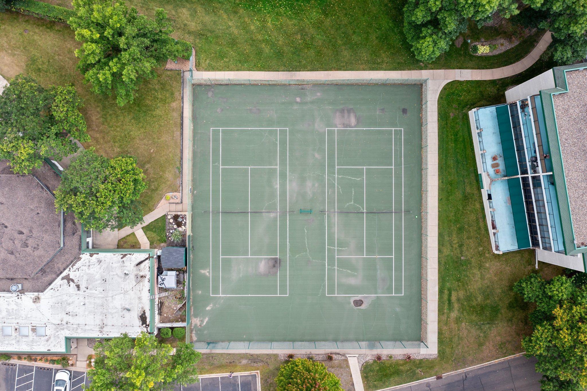 10501 Cedar Lake Road Unit: 312