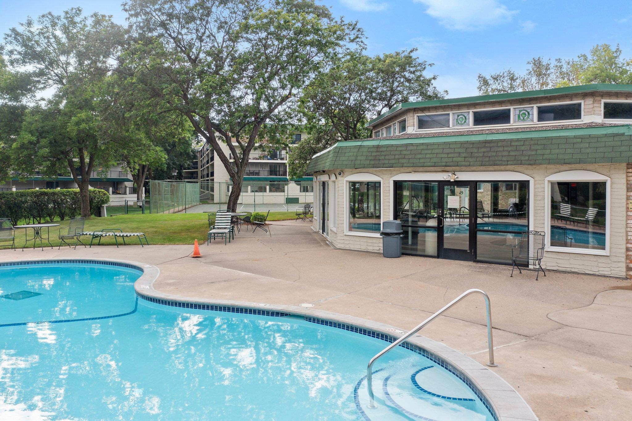 10501 Cedar Lake Road Unit: 312