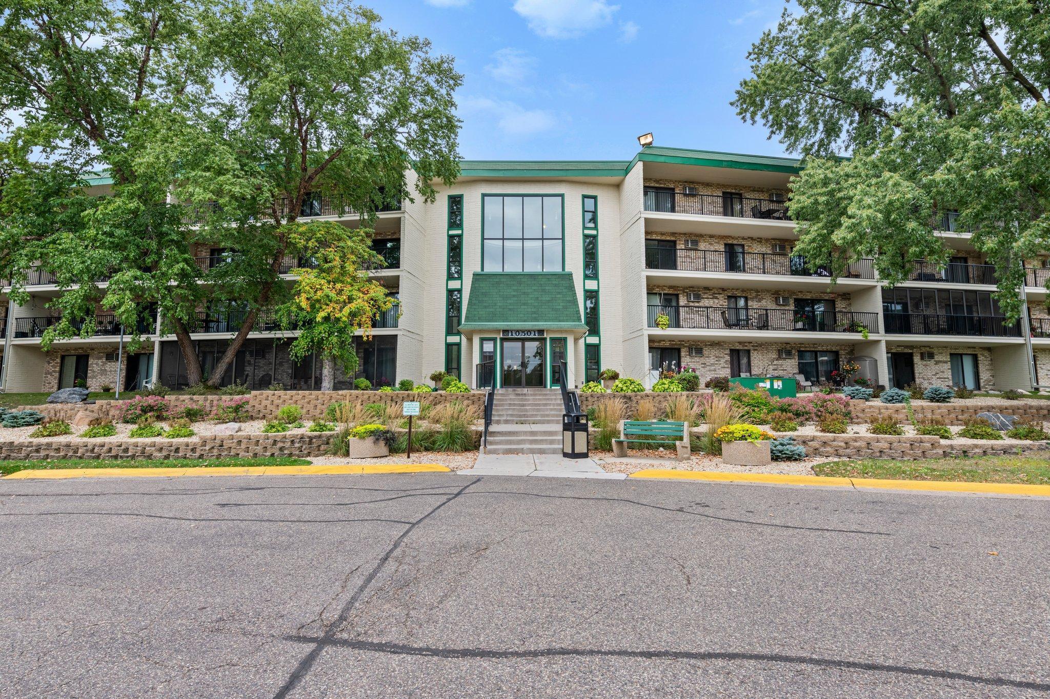 10501 Cedar Lake Road Unit: 312