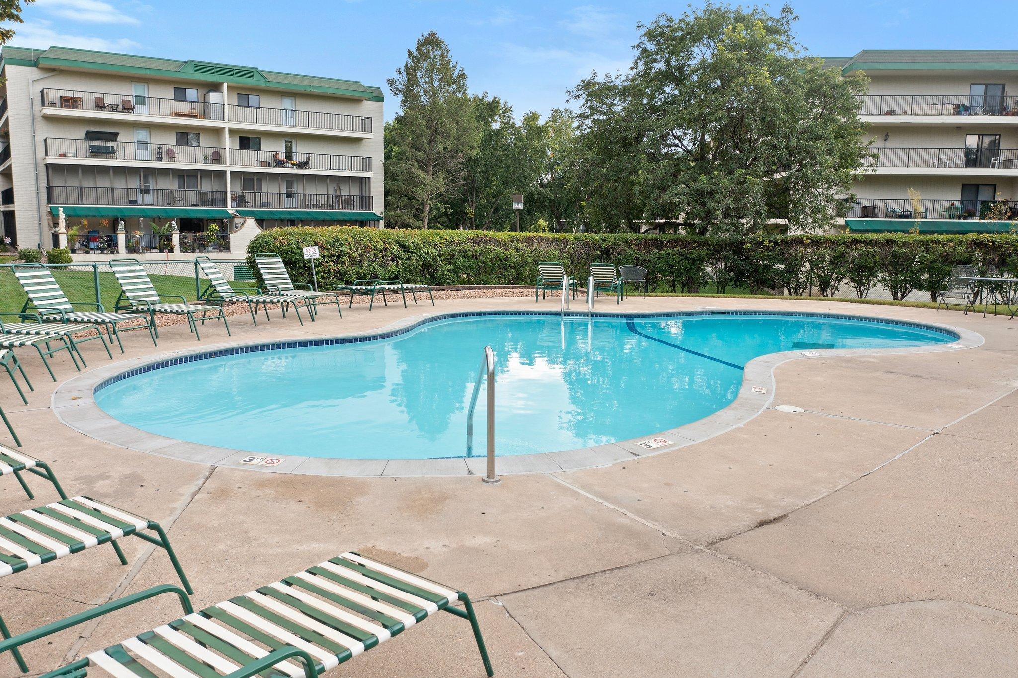 10501 Cedar Lake Road Unit: 312