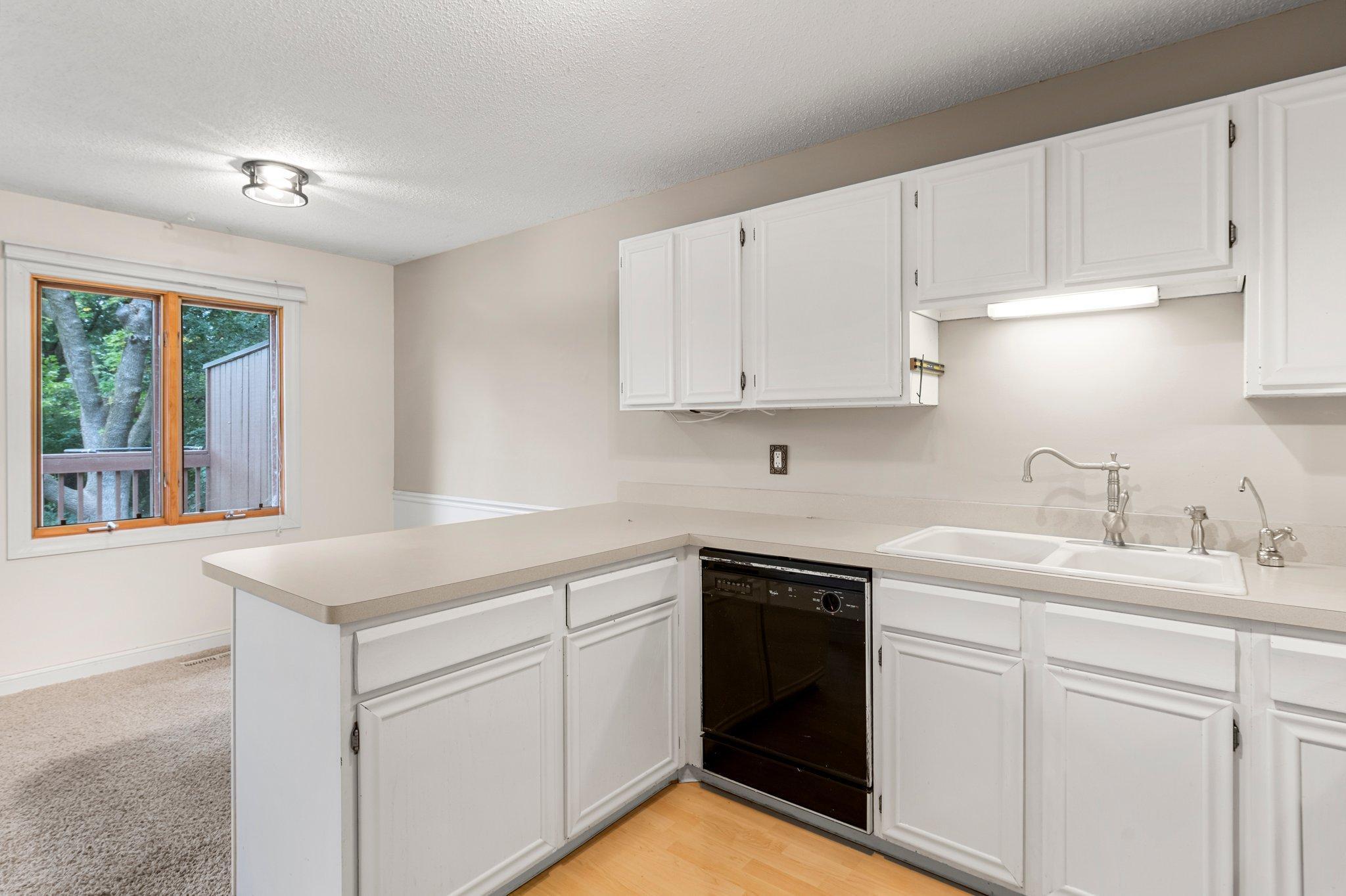 242 W Eagle Lake Drive