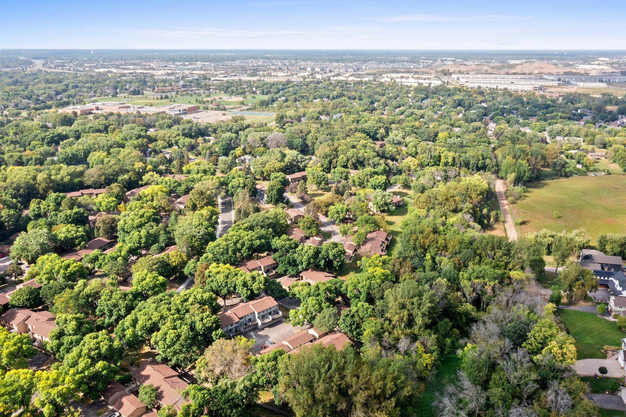 242 W Eagle Lake Drive