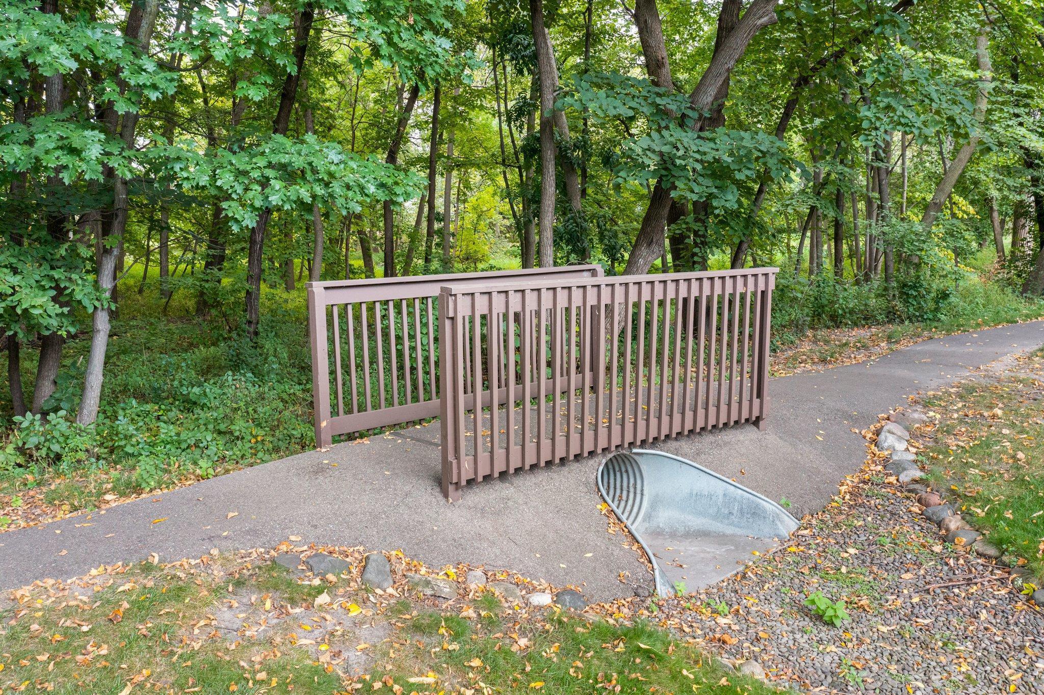 242 W Eagle Lake Drive