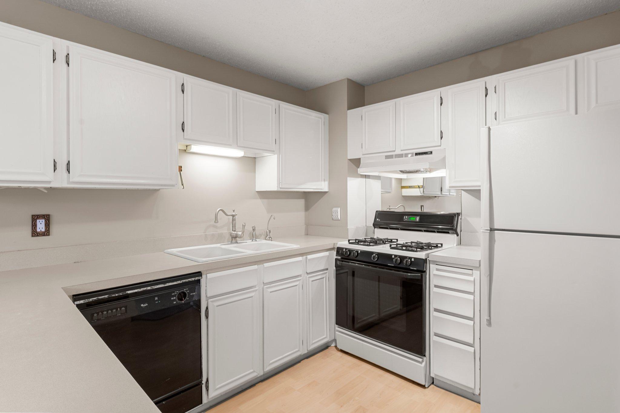 242 W Eagle Lake Drive