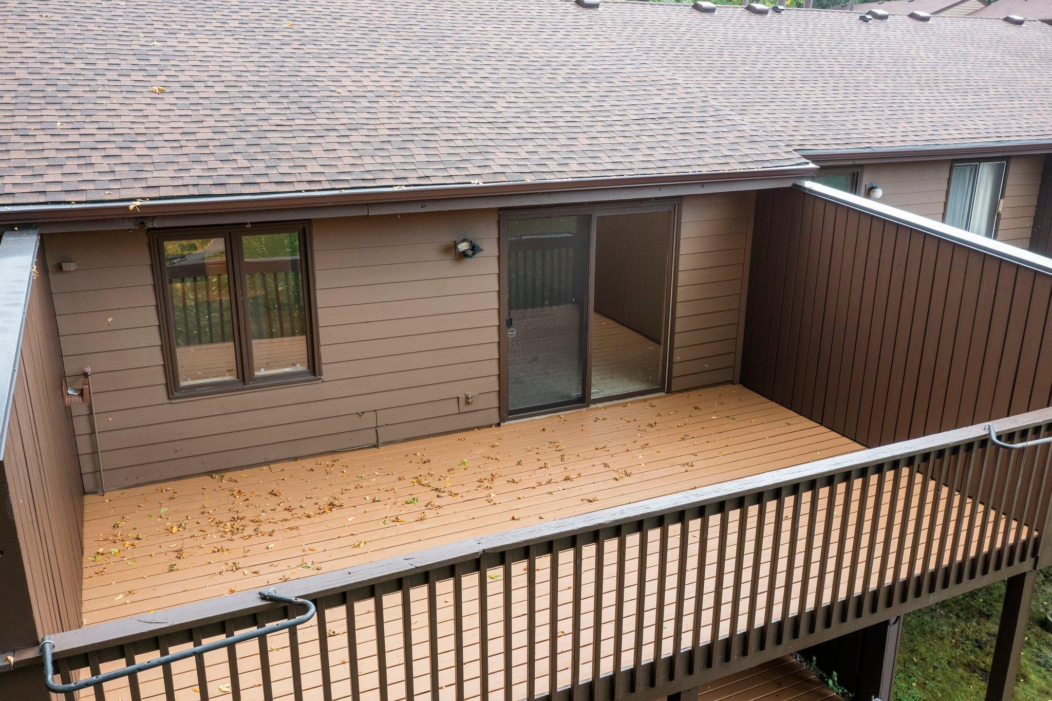 242 W Eagle Lake Drive