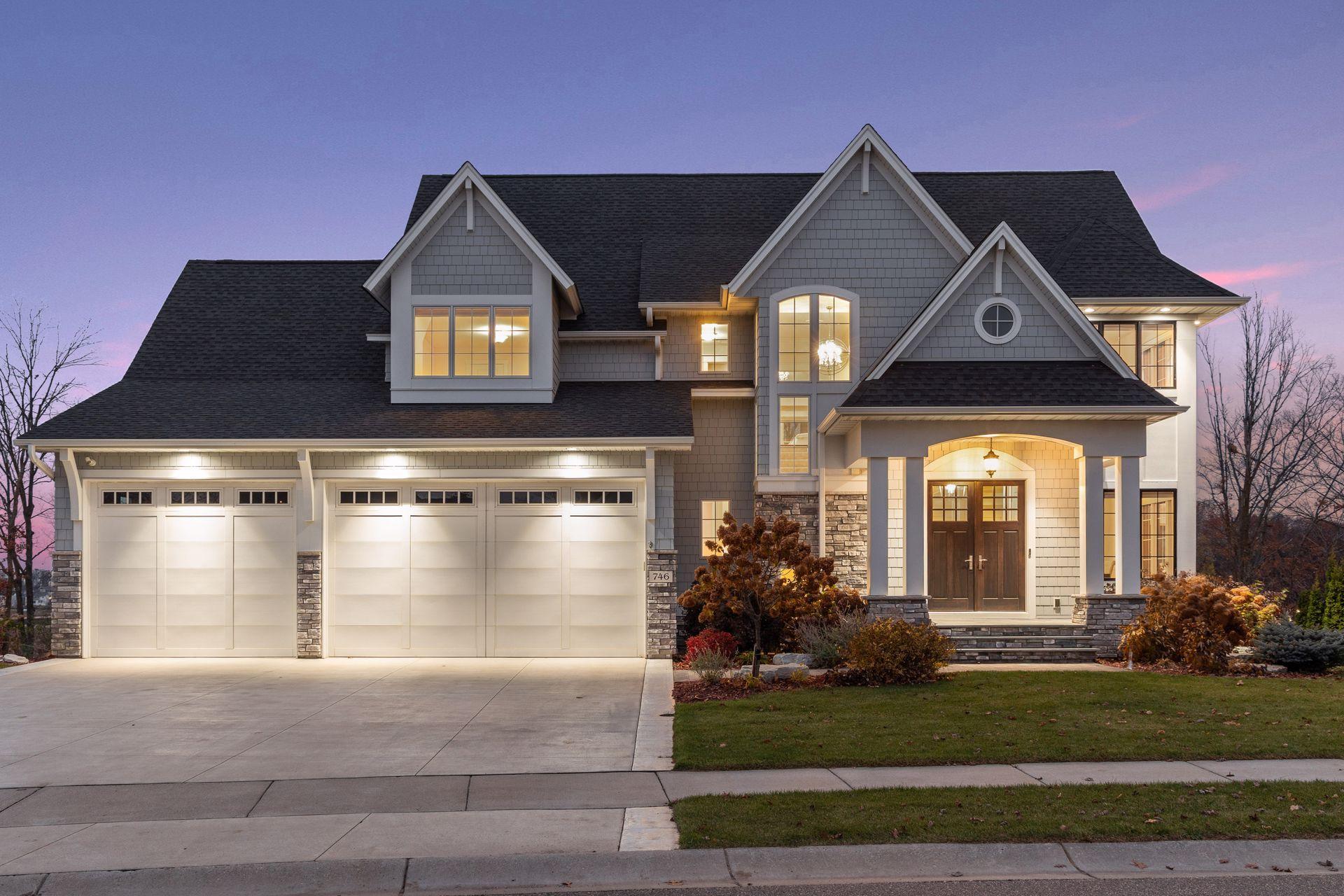 746 Woodland Hill Court