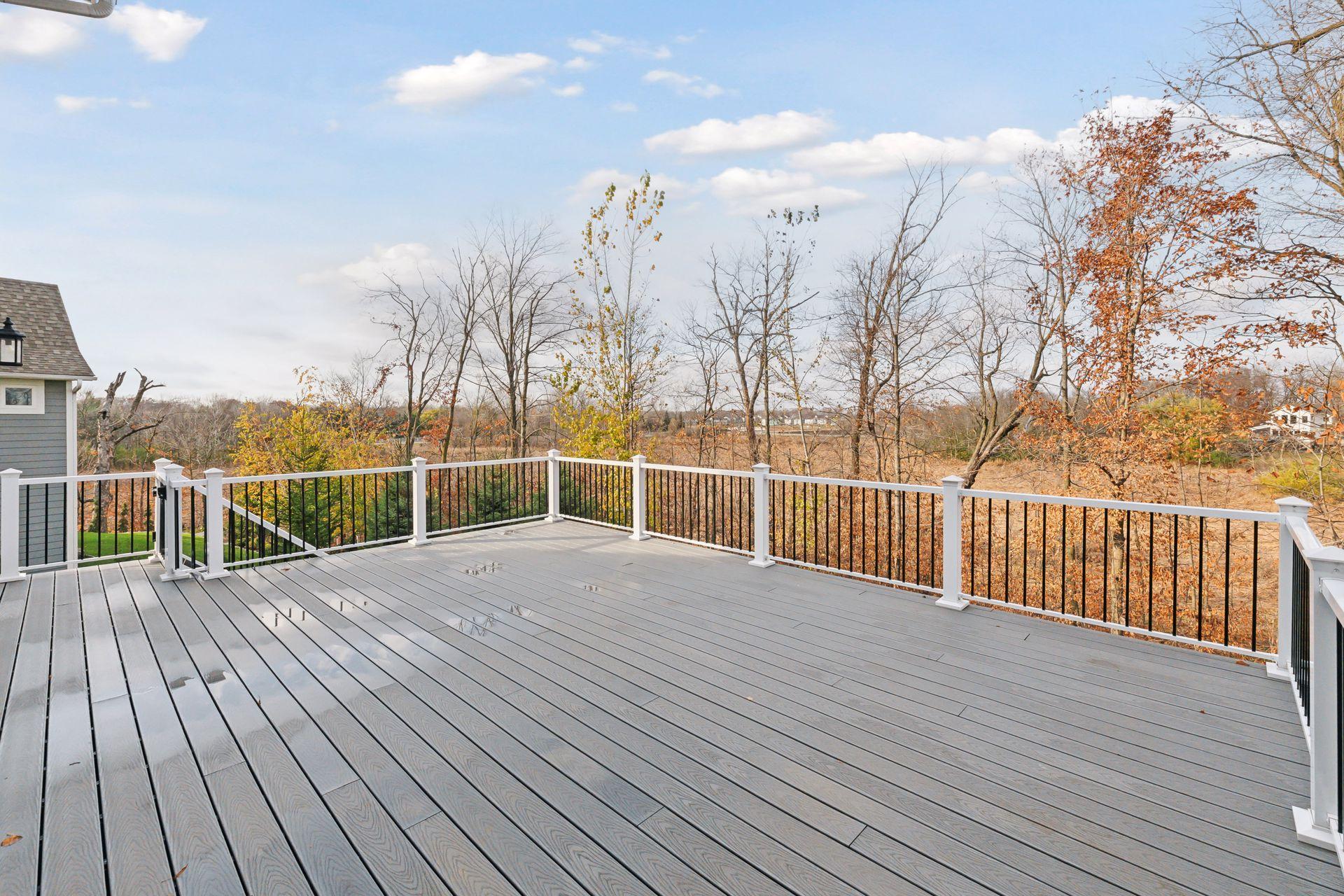 746 Woodland Hill Court