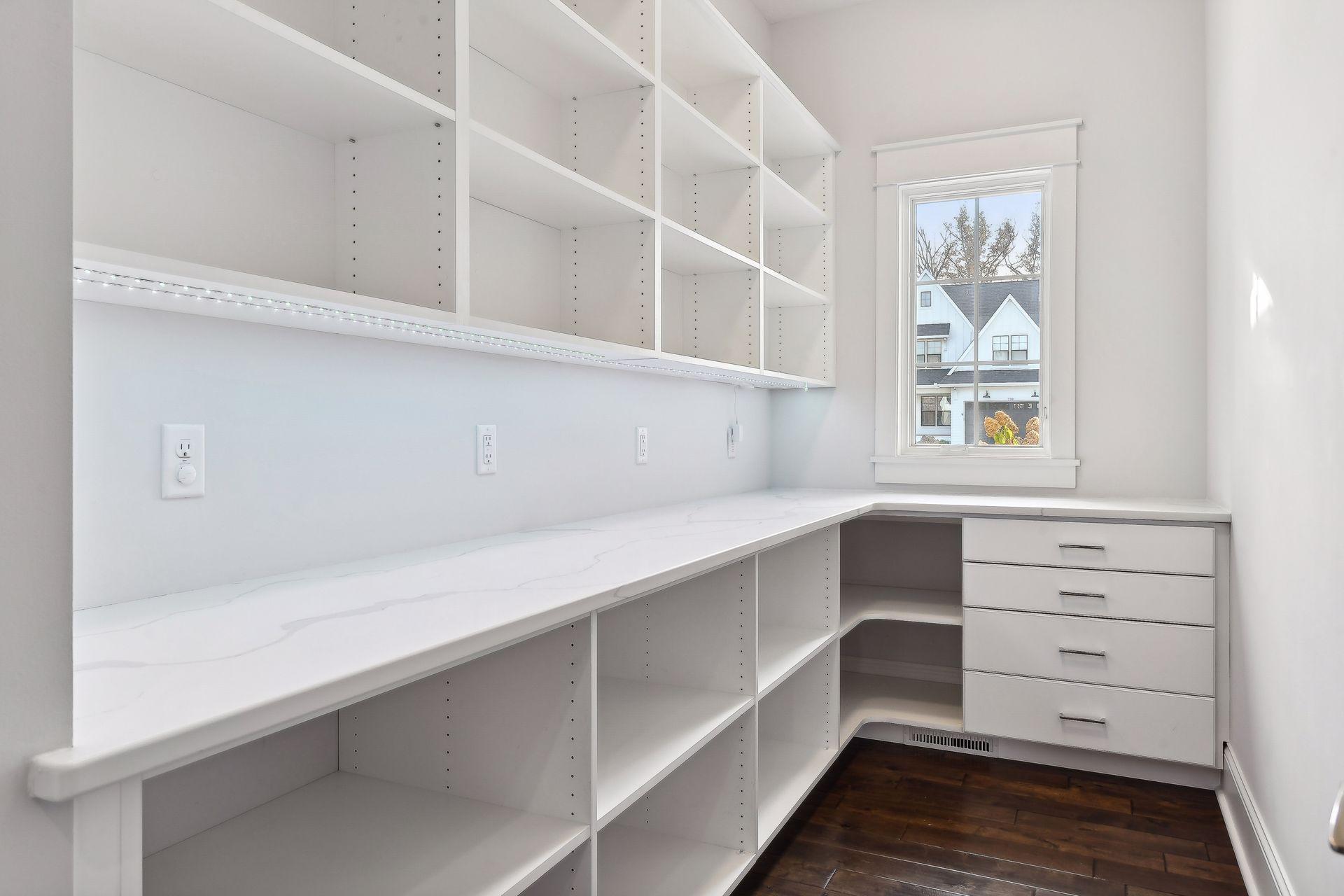 746 Woodland Hill Court