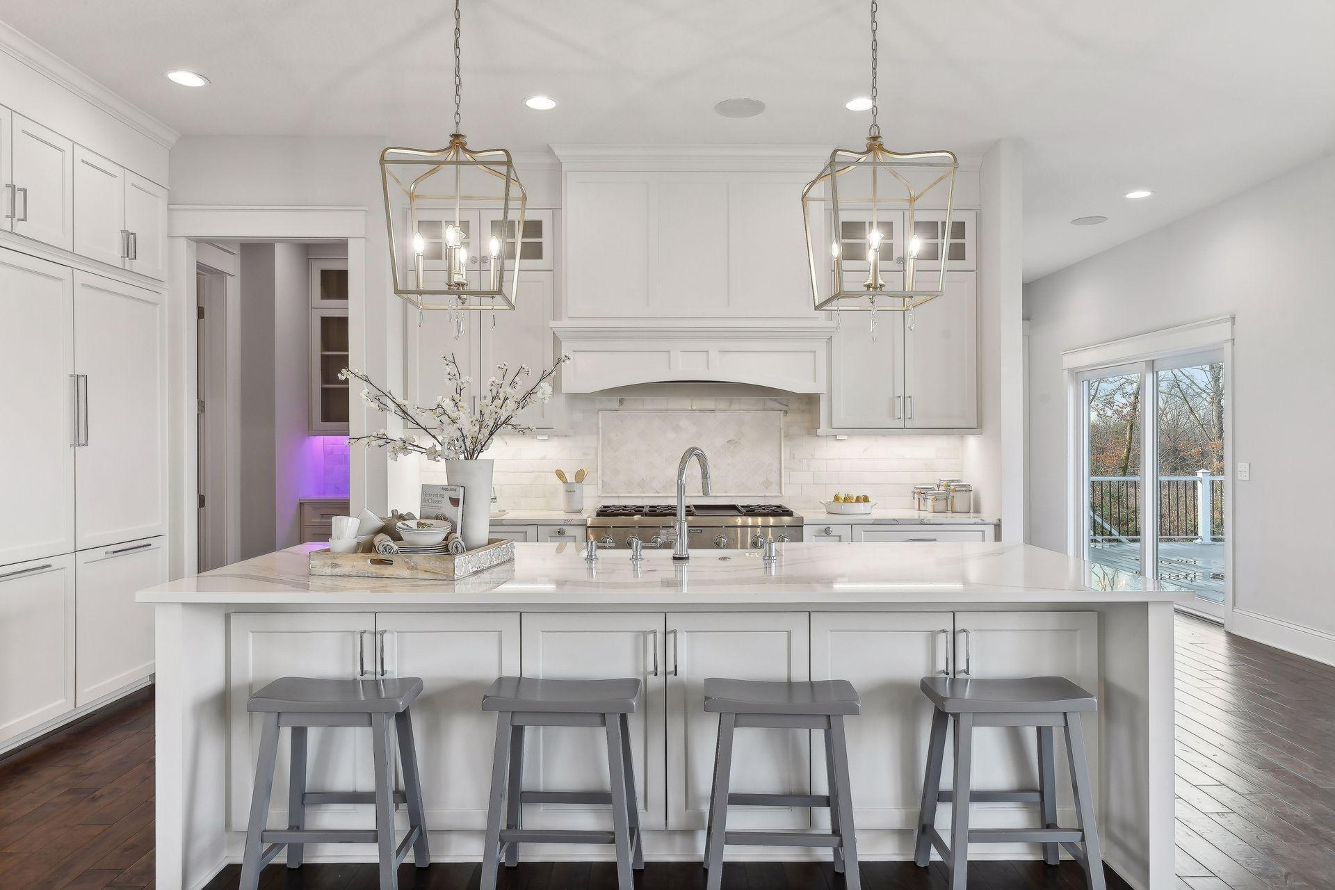 746 Woodland Hill Court