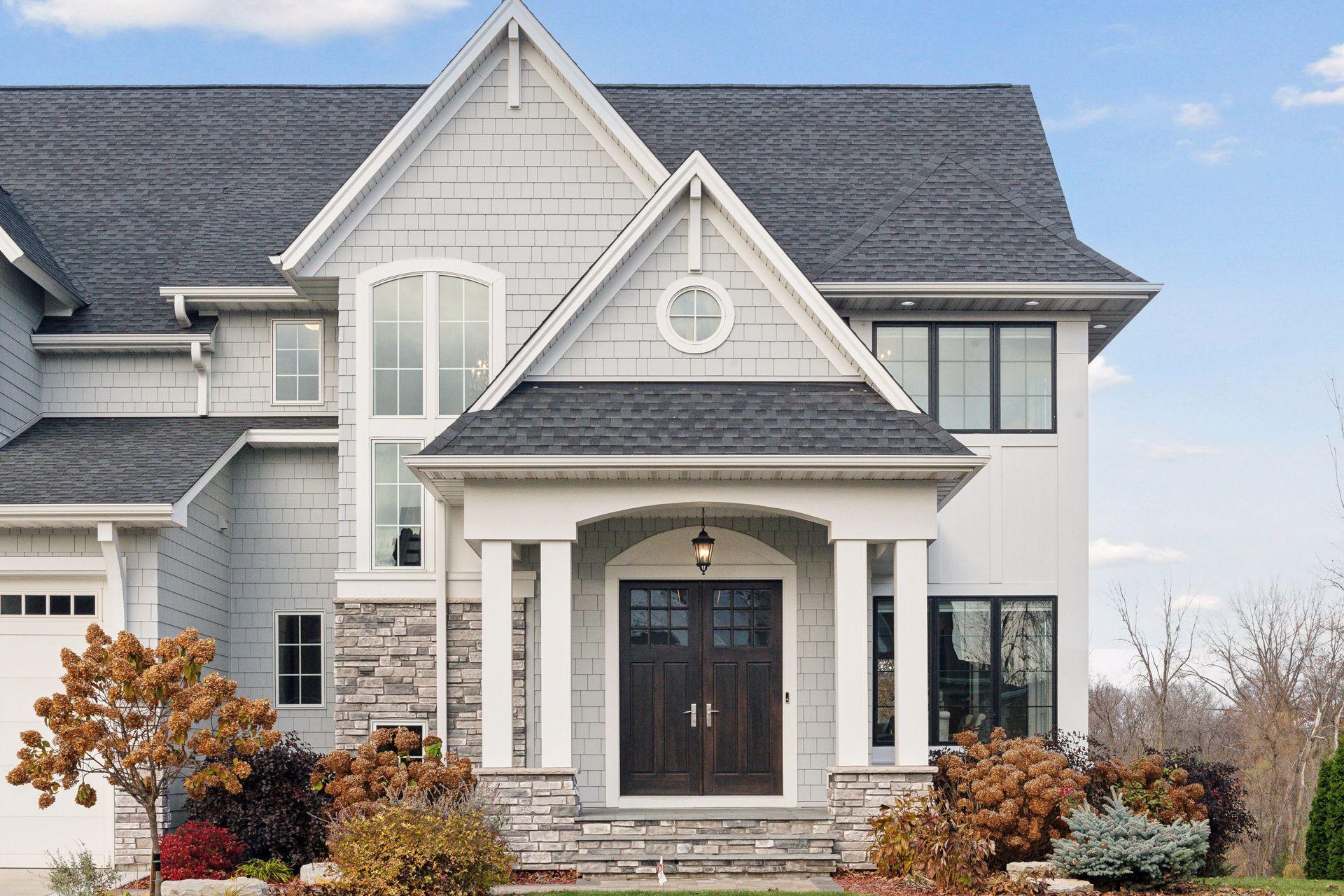 746 Woodland Hill Court