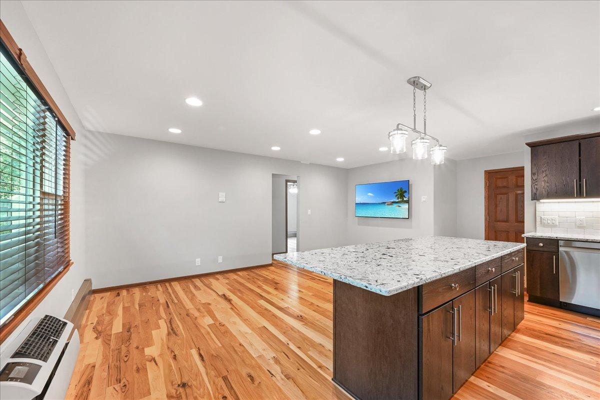 401 Ridgewood Avenue Unit: 204