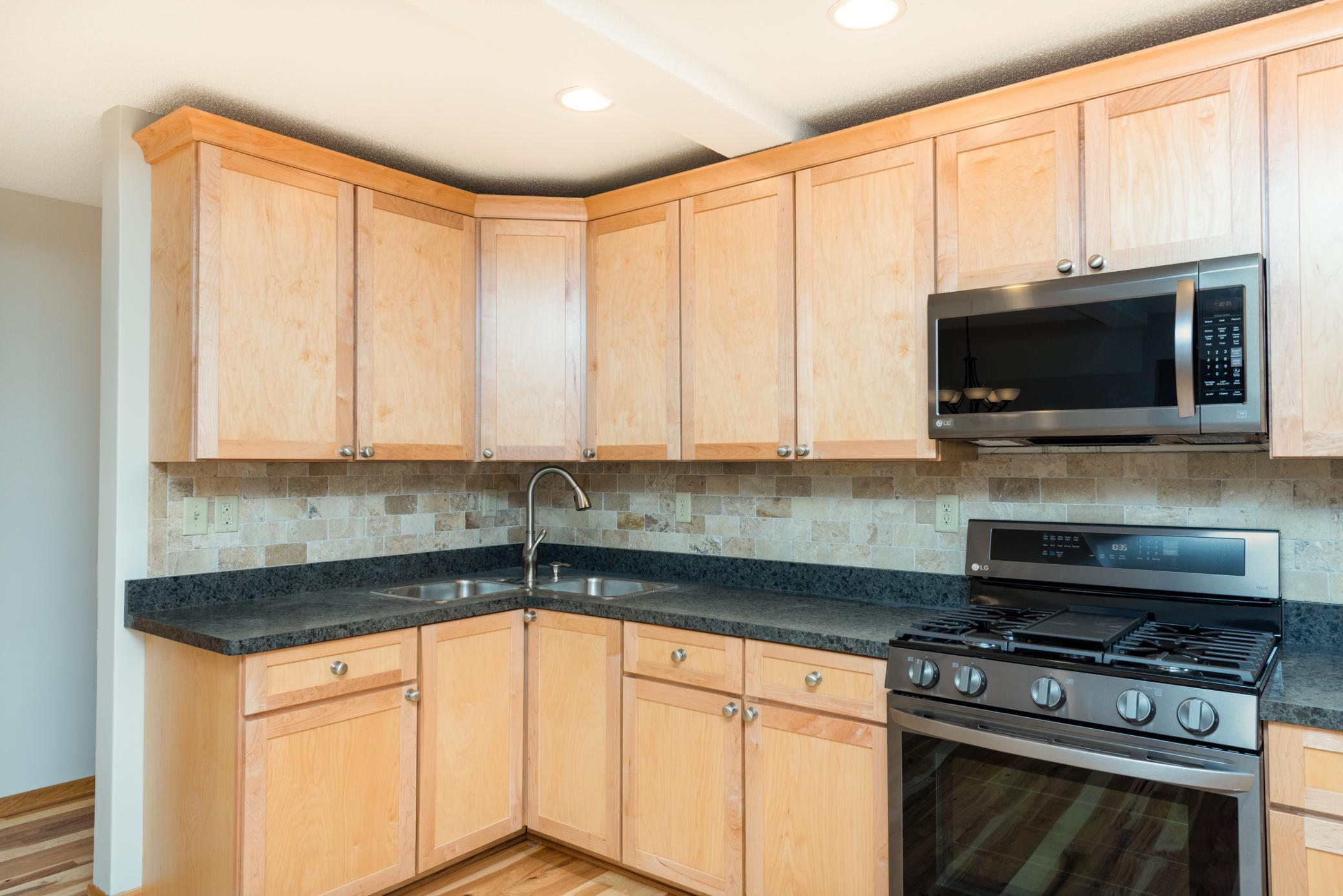 415 Ridgewood Avenue Unit: 101