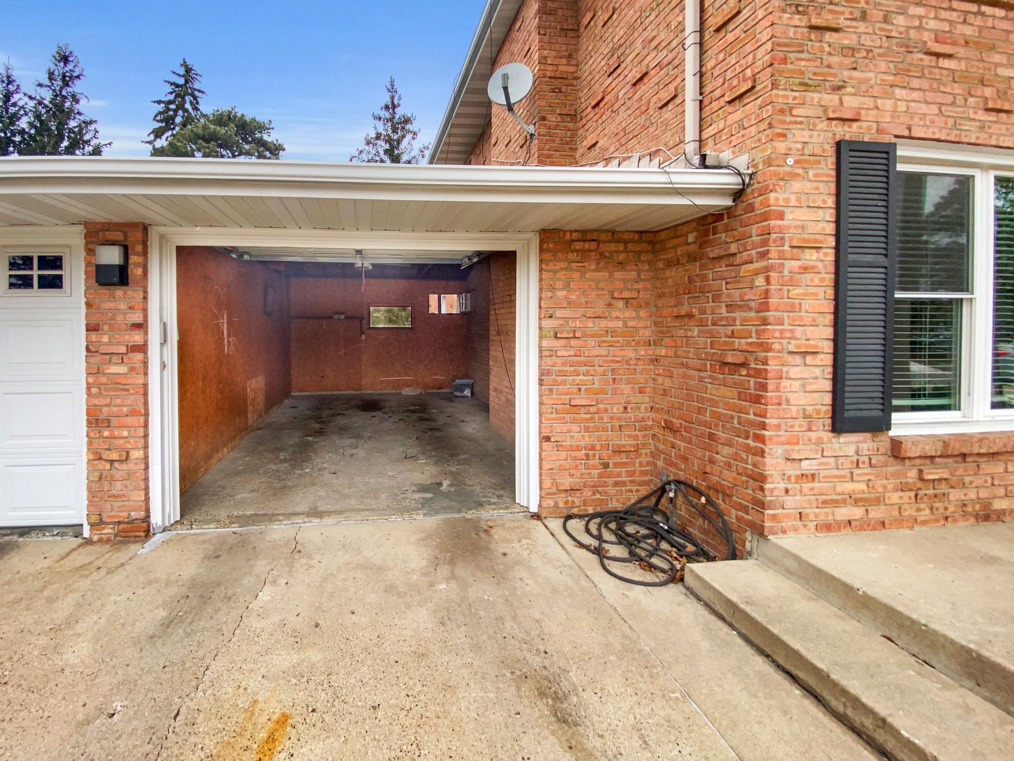 4000 Mavelle Drive Unit: 1