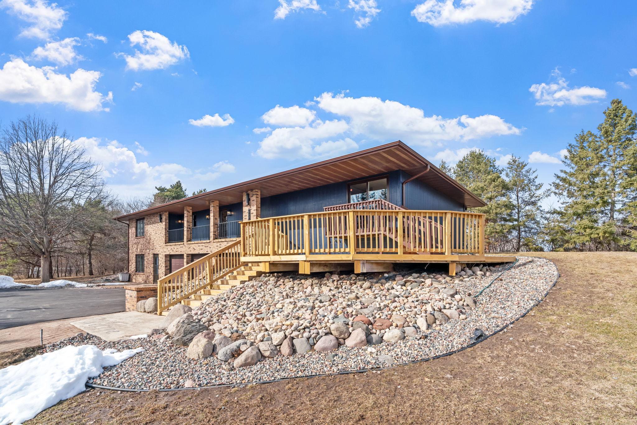 6593 Albert Court