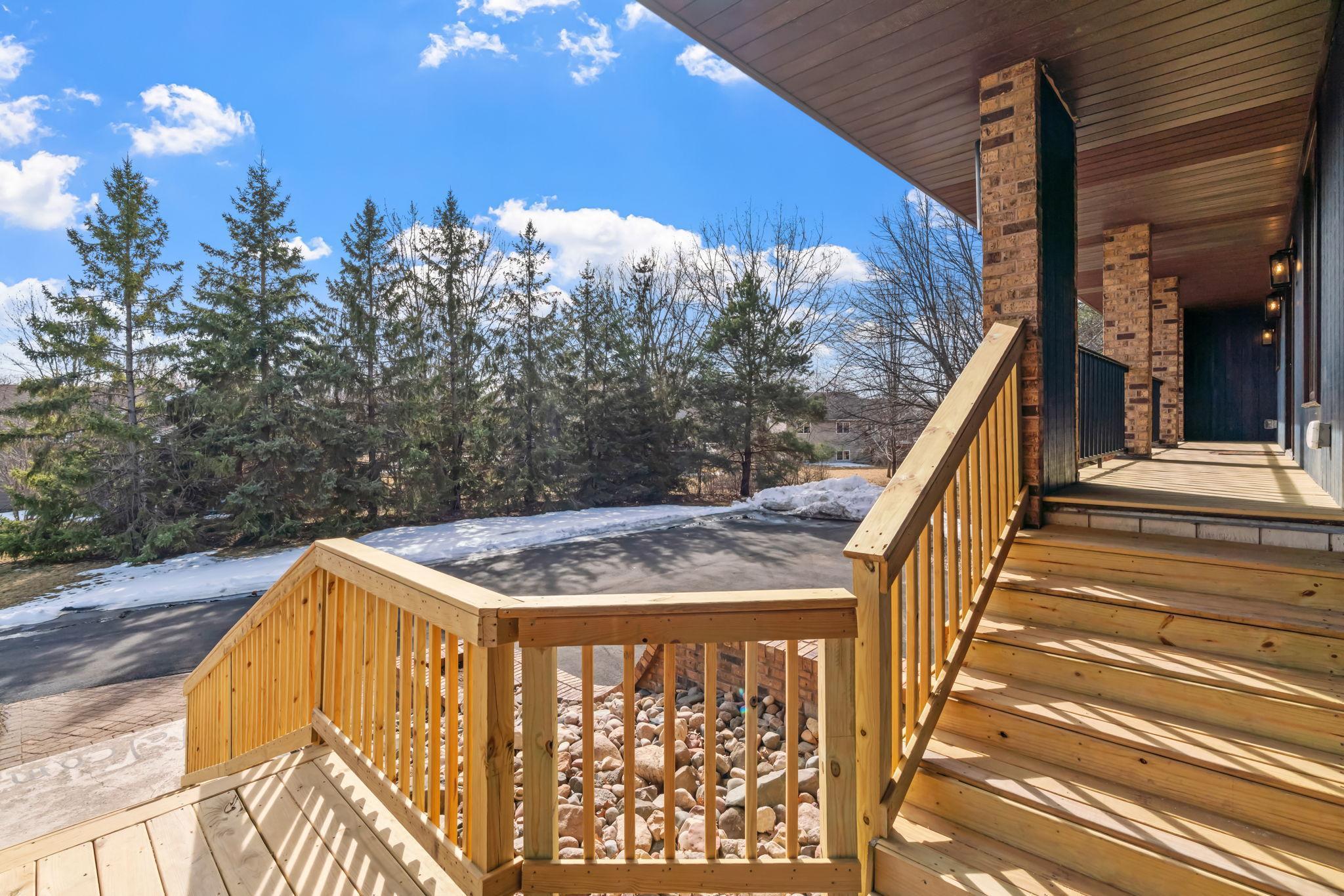 6593 Albert Court