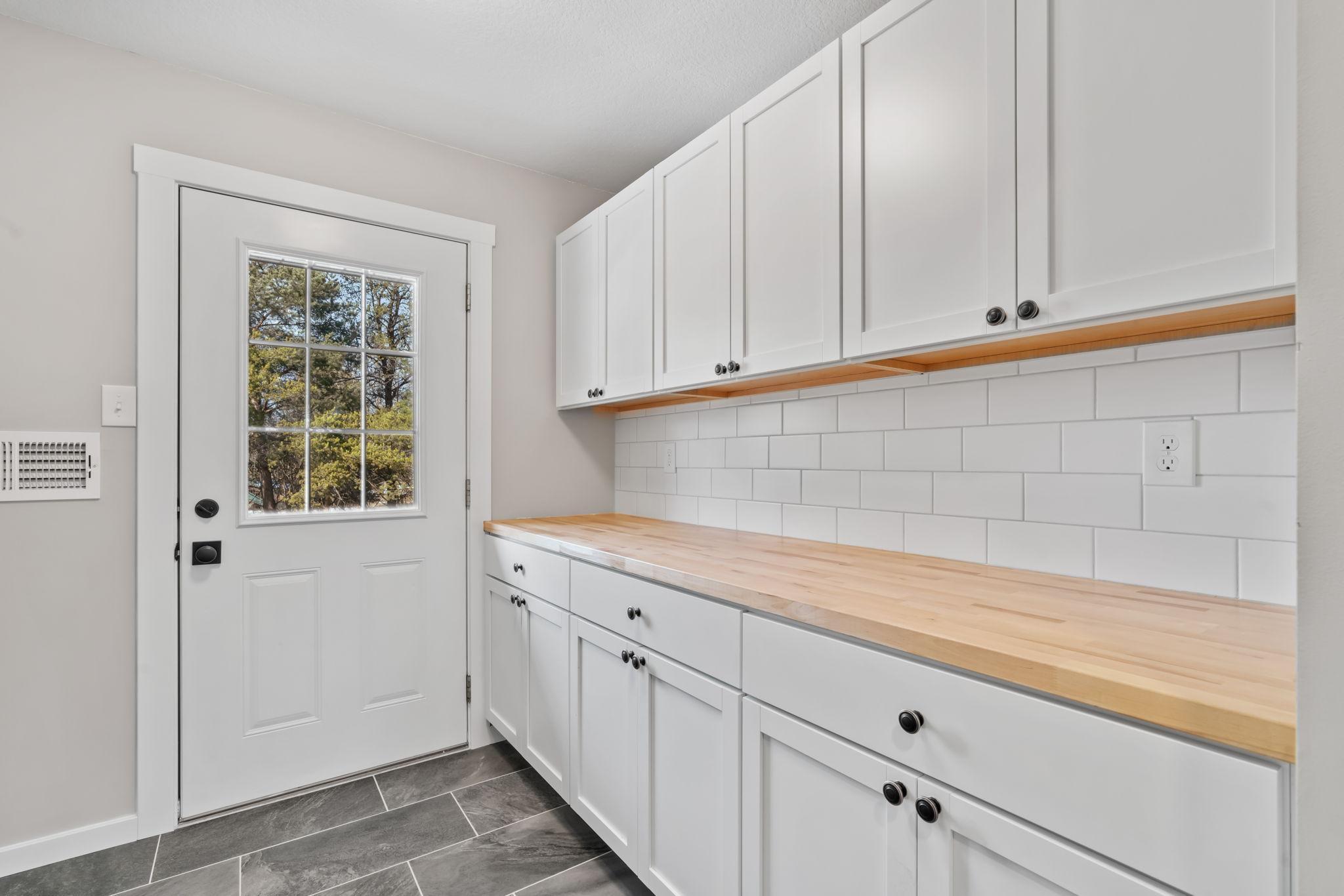 6593 Albert Court