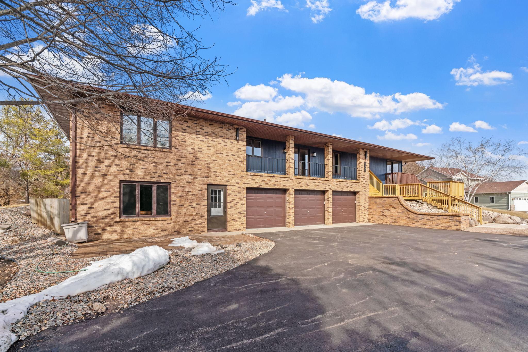 6593 Albert Court