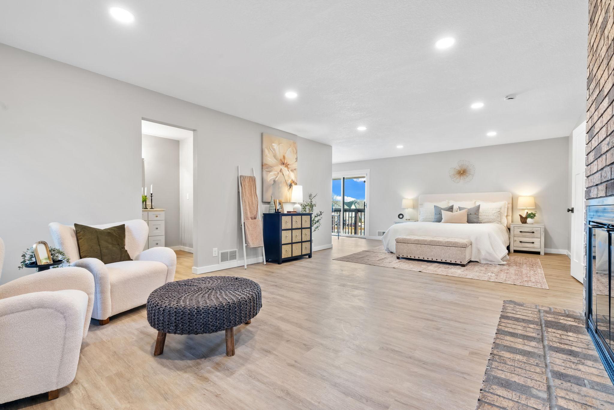 6593 Albert Court